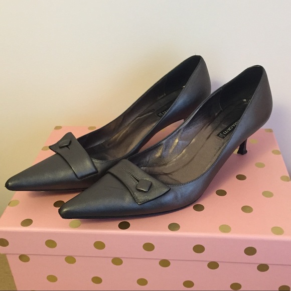 claudia ciuti Shoes - Claudia Ciuti Pewter pump w button